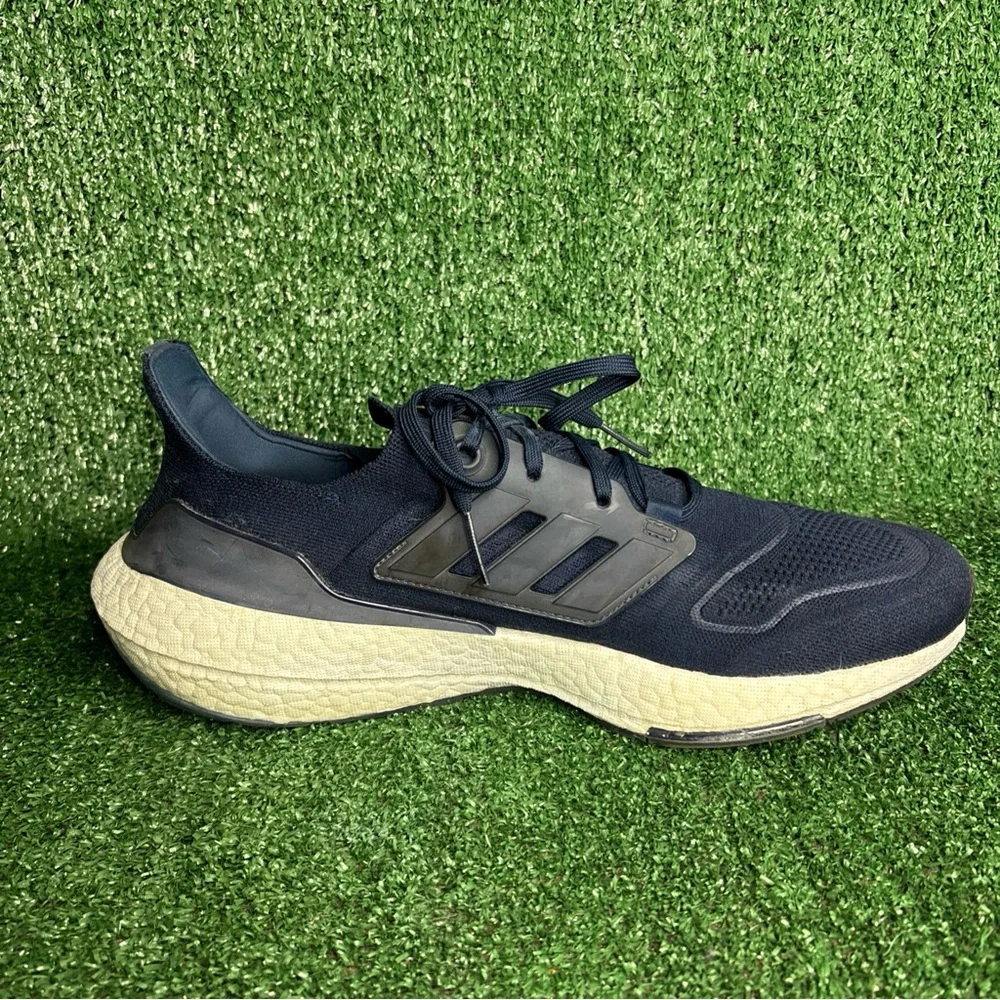 adidas UltraBoost 22 Collegiate Navy Blue Size‎ 12 Comfort Running Shoes